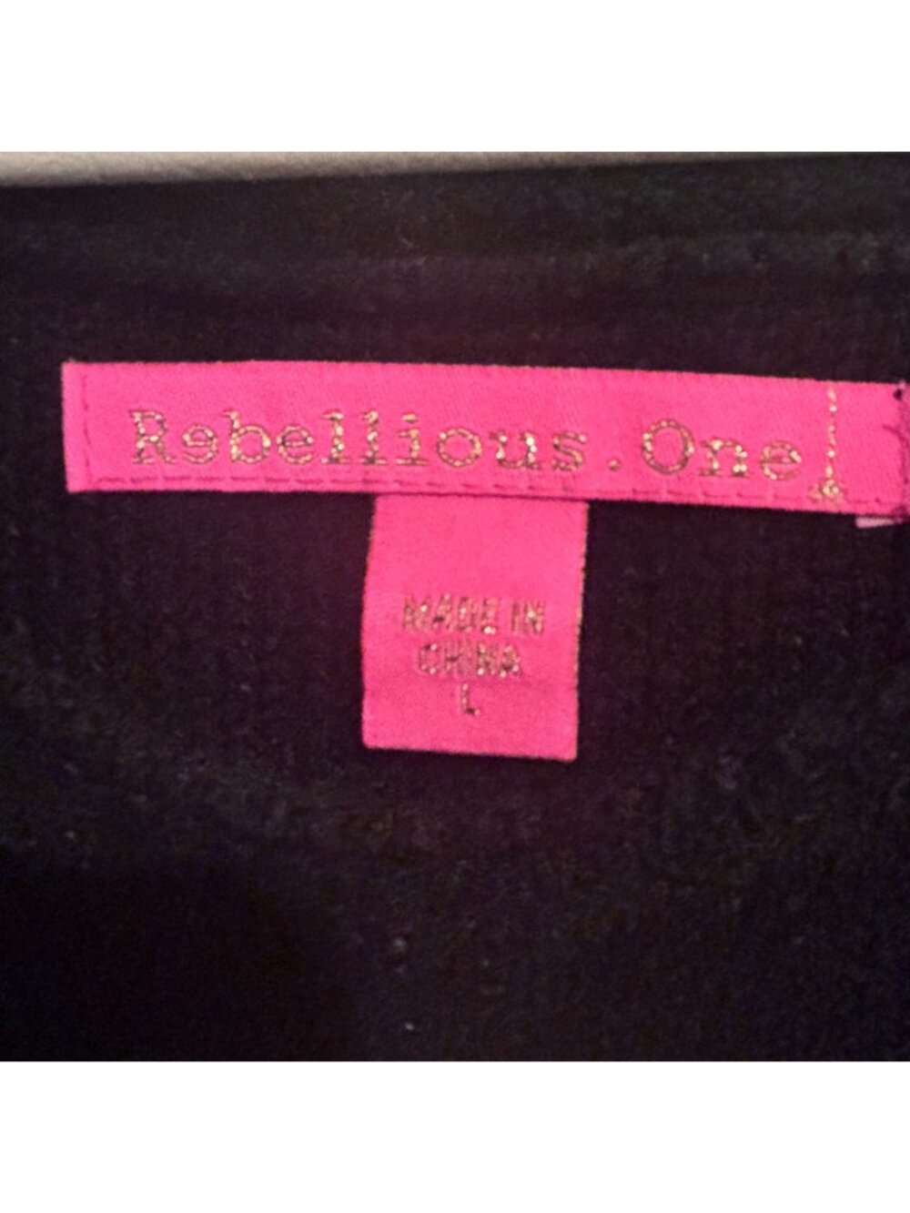 Rebellious One “Je t’aime” Black Graphic Sweater Size L - Picture 3 of 7